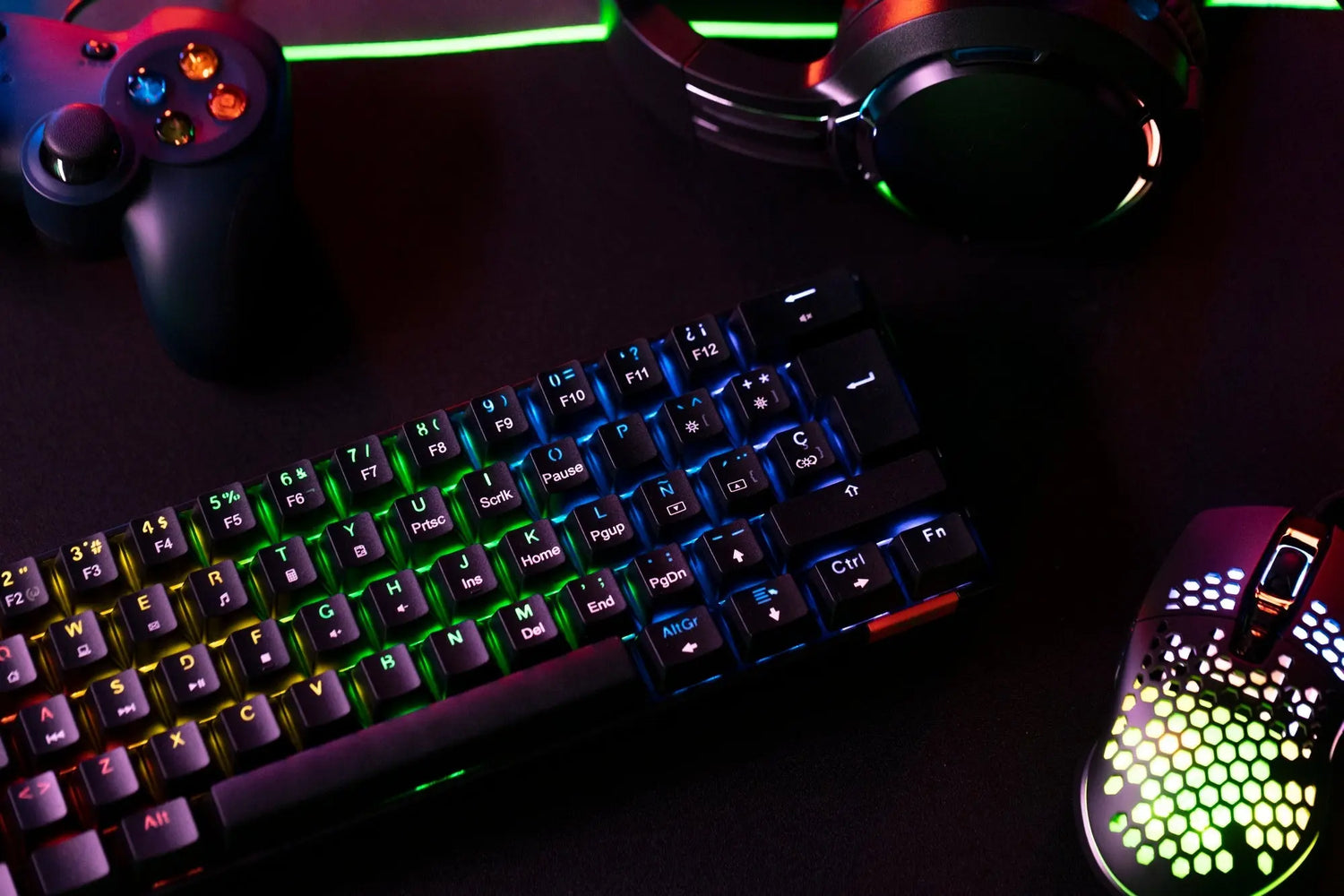 Keyboards & Controllers